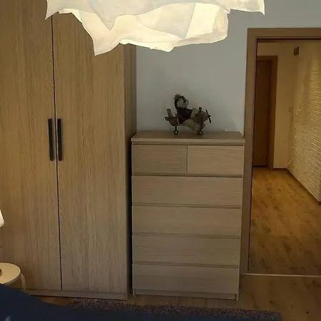 Centrally Located , Brand New, Cozy With Parking Appartamento *
