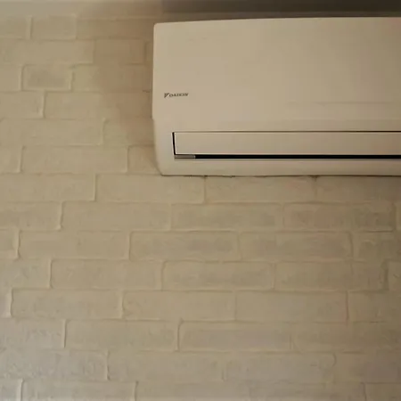 Centrally Located , Brand New, Cozy With Parking Appartamento Sofia